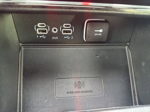 Certified 2025 Jeep Grand Cherokee Altitude image 14