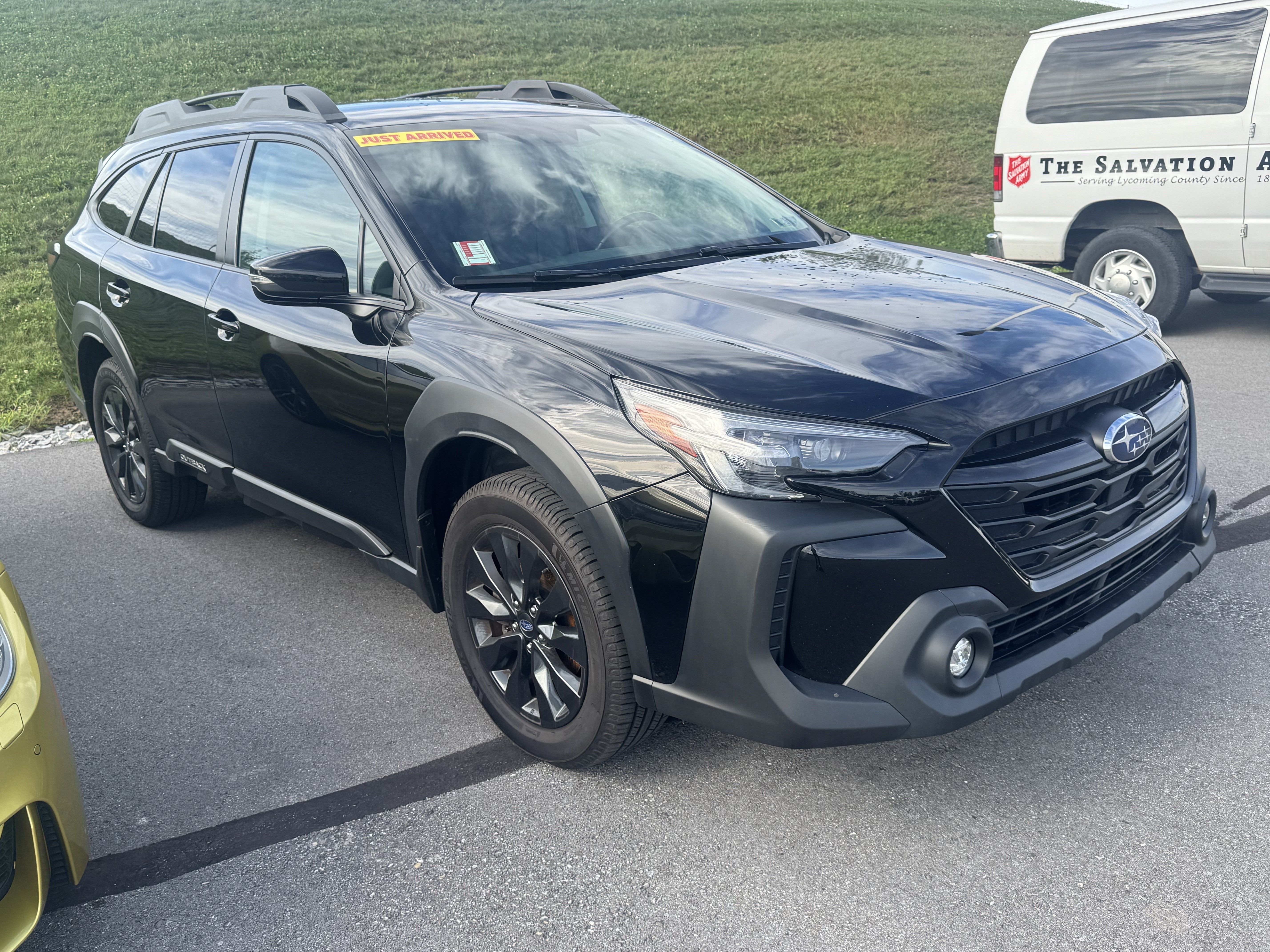 Certified 2023 Subaru Outback Onyx Edition AWD/4WD image 1