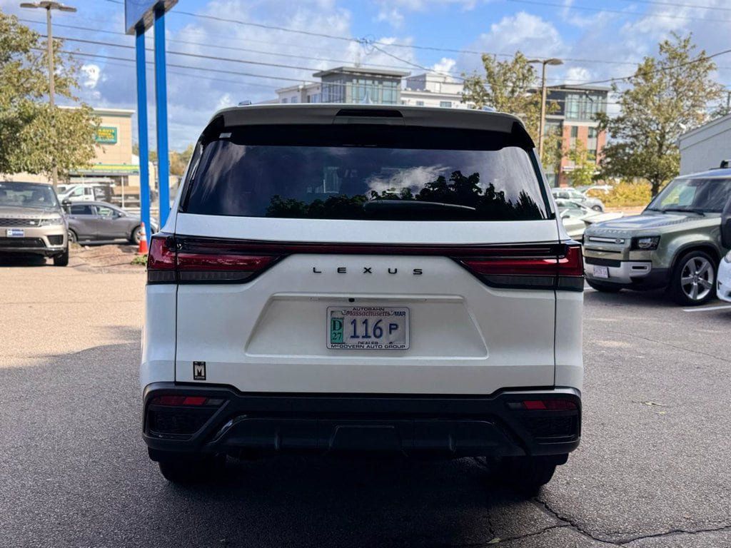 Used 2024 Lexus LX 600 F Sport AWD/4WD image 5
