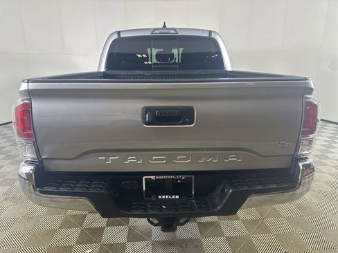Used 2023 Toyota Tacoma TRD Off-Road image 6