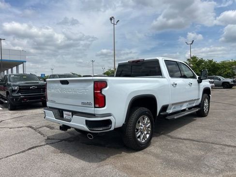 New 2026 Chevrolet Silverado 2500 High Country w/ Technology Package AWD/4WD image 3