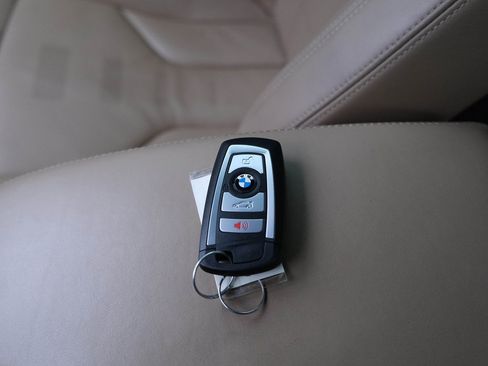 Used 2015 BMW M4 Coupe image 41