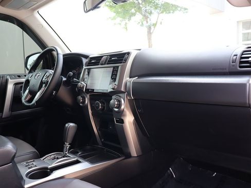 Used 2023 Toyota 4Runner SR5 Premium image 16