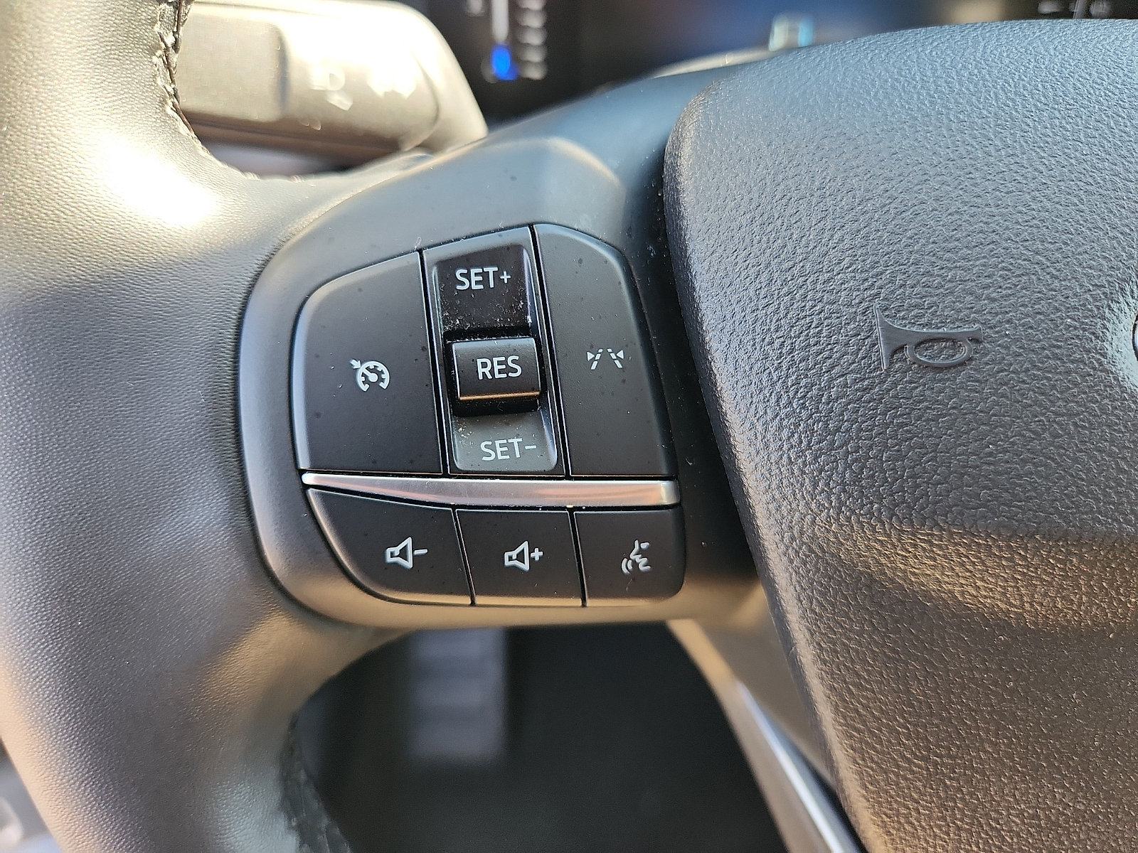 Certified 2023 Ford Escape Active FWD image 25