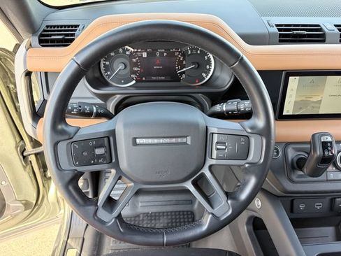 Used 2023 Land Rover Defender 110 X-Dynamic SE AWD/4WD image 10
