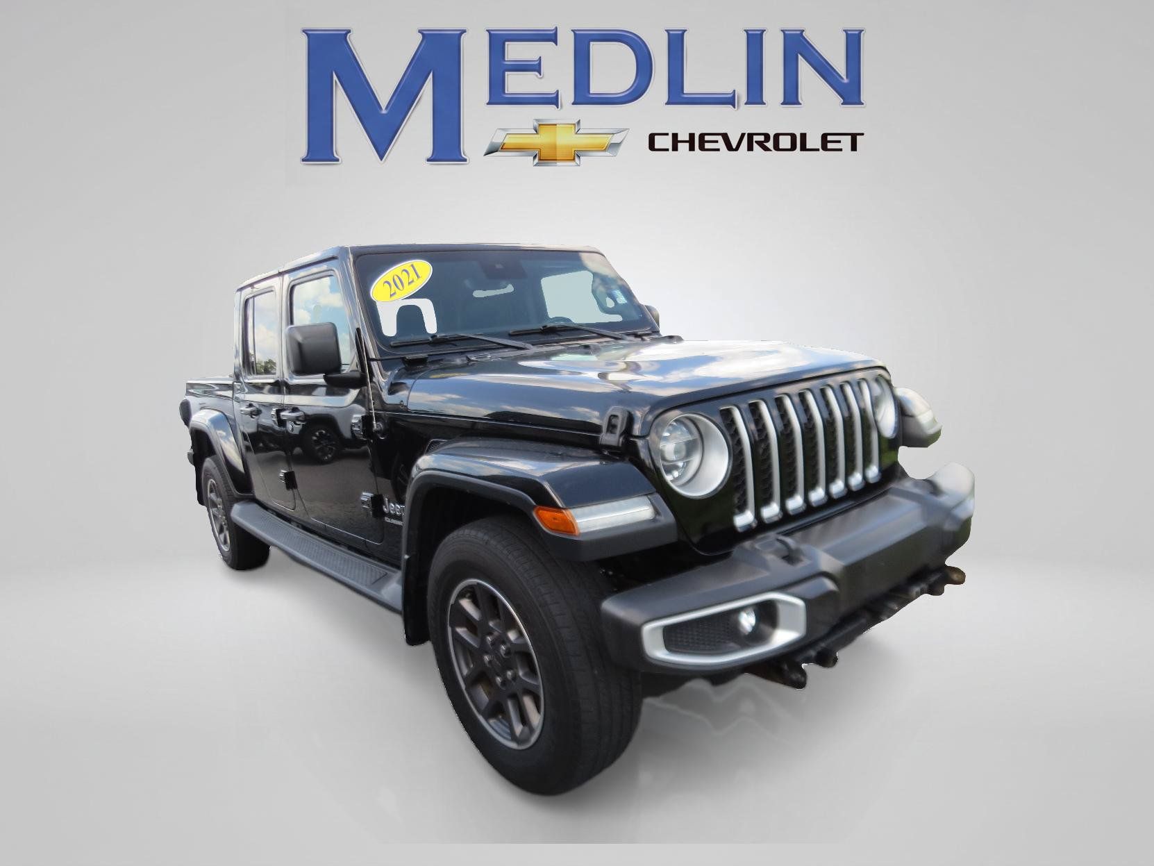 Used 2021 Jeep Gladiator Overland w/ Popular Equipment Package AWD/4WD image 1