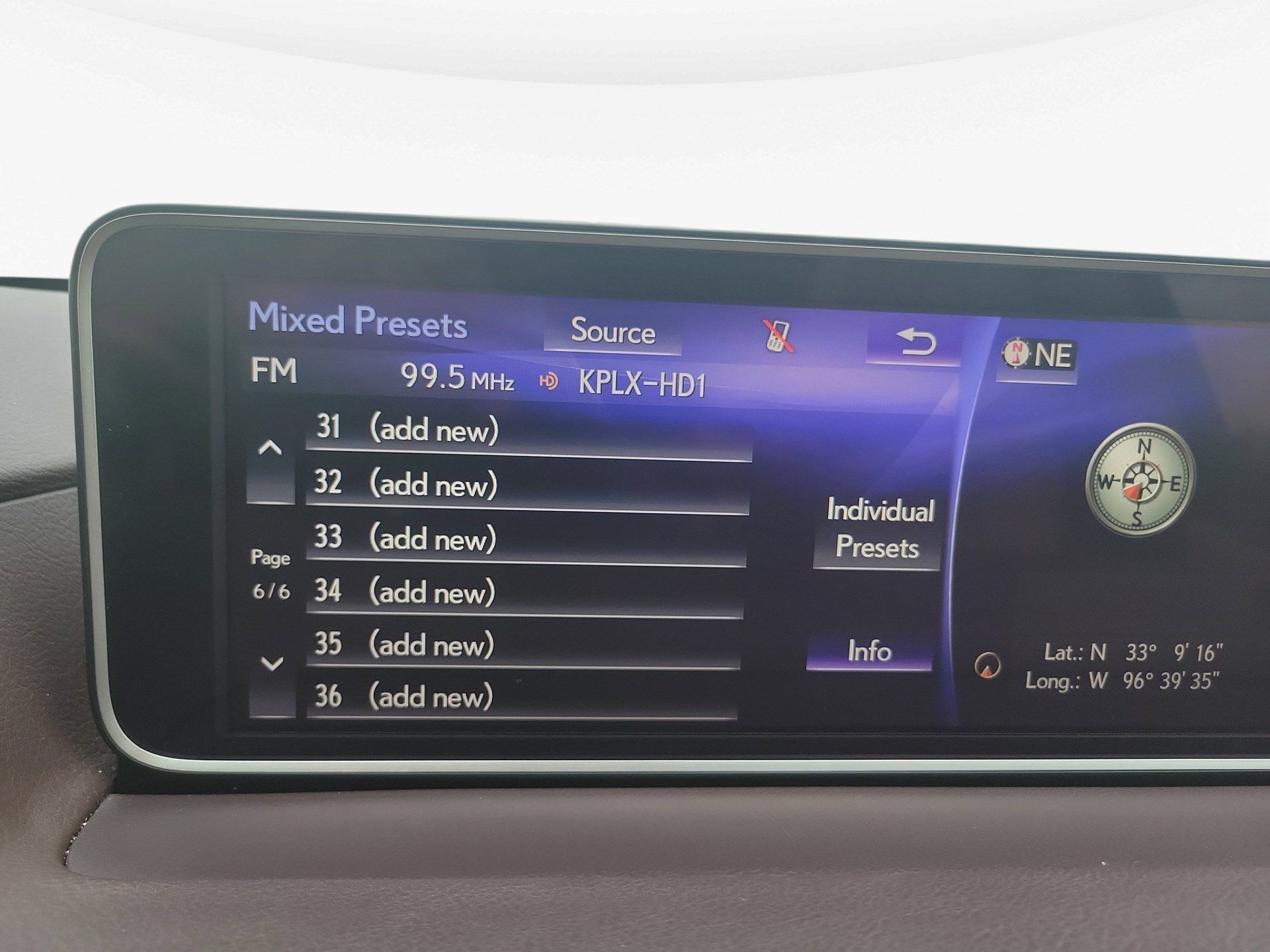 Used 2019 Lexus RX 450h AWD w/ Navigation Package image 13