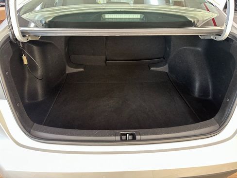 Used 2023 Toyota Corolla LE image 35