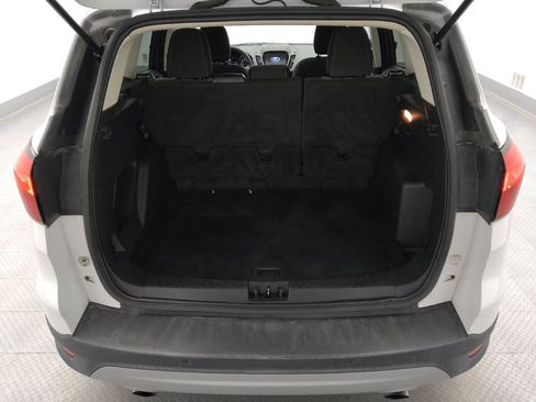 Used 2019 Ford Escape SE FWD image 29
