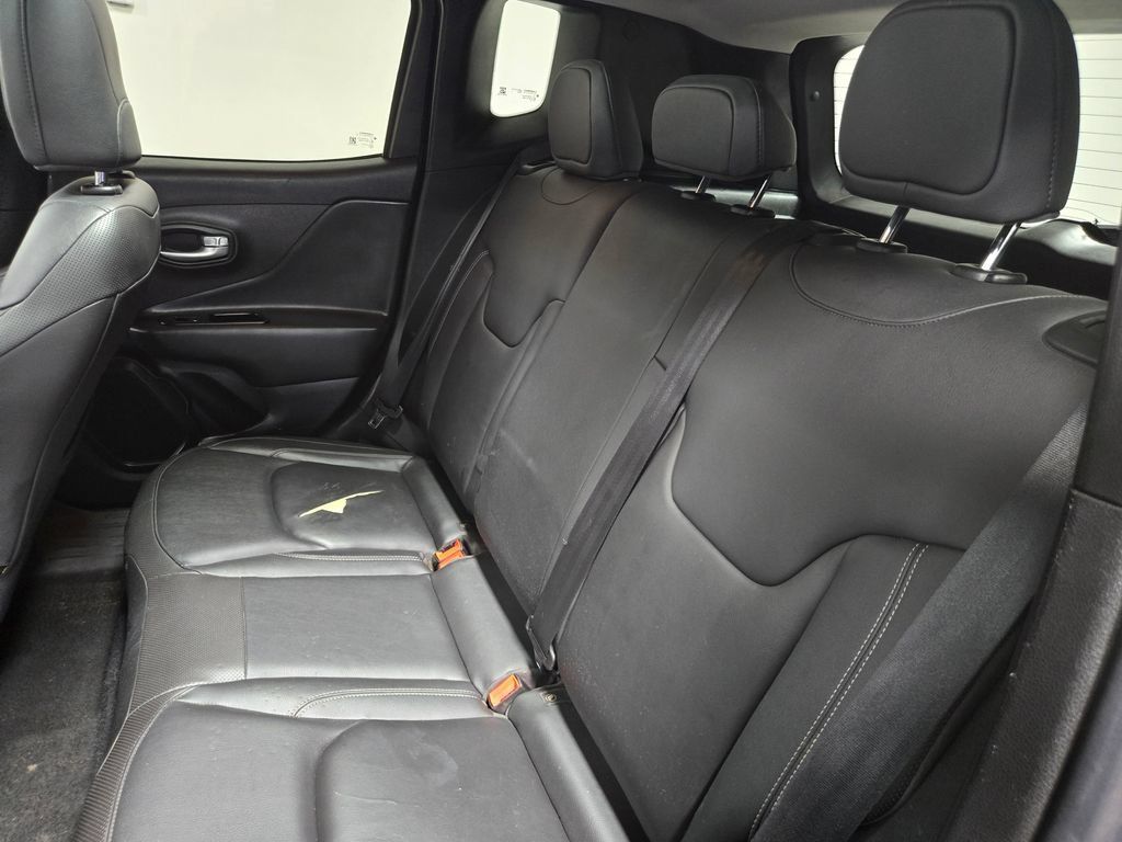 Used 2023 Jeep Renegade Limited w/ Sun/Sound Group AWD/4WD image 33