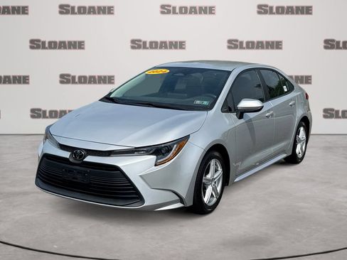 Used 2024 Toyota Corolla LE FWD image 1