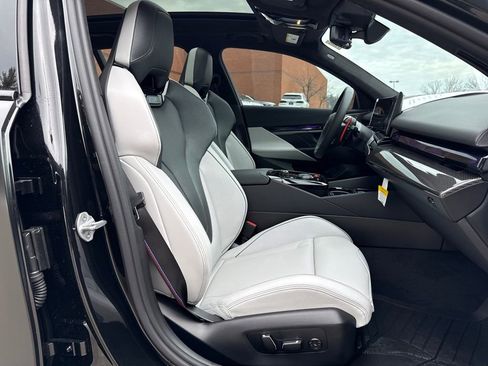 New 2026 BMW M5 Touring image 29