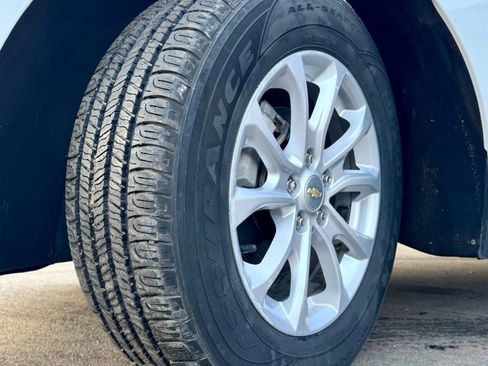 Used 2021 Chevrolet Equinox LT image 31