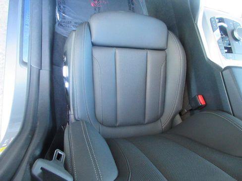Used 2024 BMW i4 eDrive35 w/ Premium Package RWD image 12