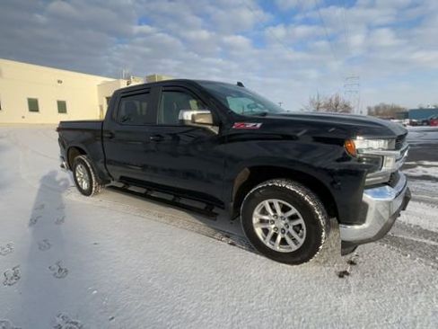 Used 2020 Chevrolet Silverado 1500 LT image 2