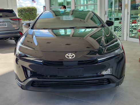 New 2026 Toyota Prius LE image 4