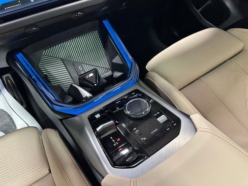 Used 2025 BMW X3 xDrive30i w/ M Sport Package image 36