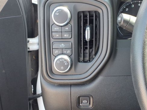 Used 2024 GMC Sierra 1500 Pro w/ Graphite Edition AWD/4WD image 18