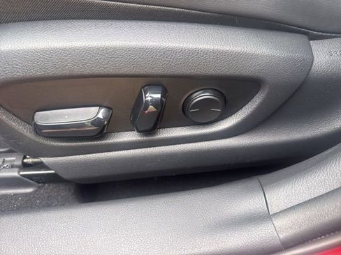 Used 2020 Lexus UX 200 w/ Premium Package image 14