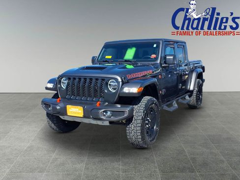 Used 2023 Jeep Gladiator Mojave w/ Cold Weather Group AWD/4WD image 1