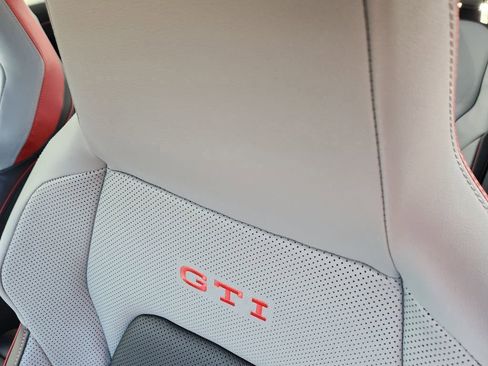New 2026 Volkswagen GTI SE image 5