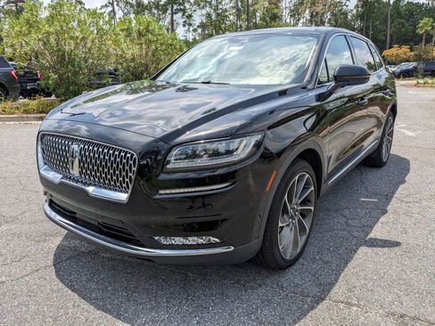 Certified 2023 Lincoln Nautilus Reserve w/ Equipment Group 202A image 9