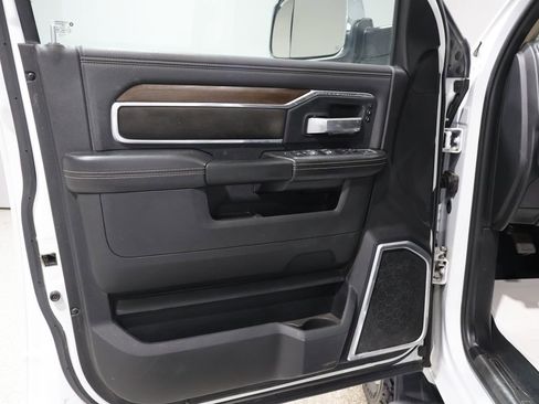 Used 2022 RAM 2500 Laramie image 13