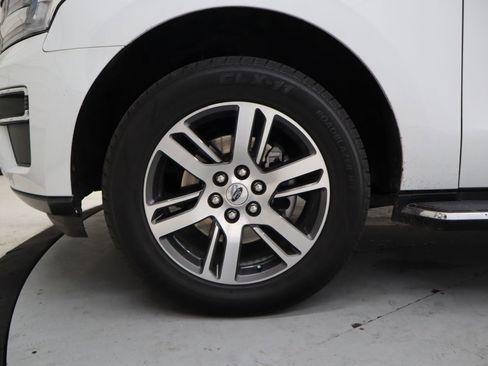 Certified 2022 Ford Expedition Limited image 10