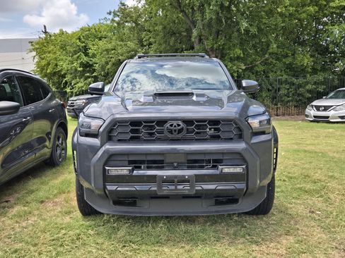Used 2026 Toyota 4Runner TRD Sport Premium AWD/4WD image 2