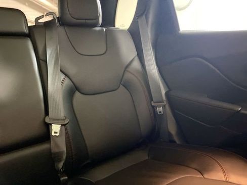 Used 2022 Jeep Cherokee Trailhawk w/ Sun, Sound & Nav Group image 14