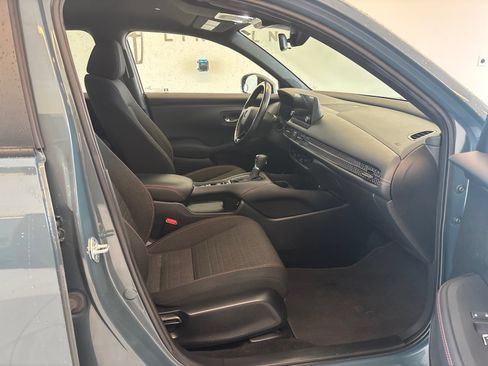Certified 2025 Honda HR-V Sport image 6