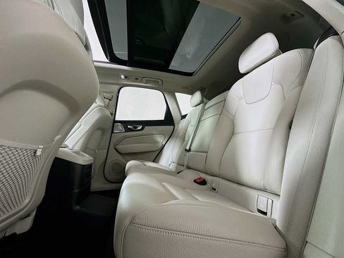 Used 2020 Volvo XC60 T8 Inscription w/ Protection Package Premier image 23