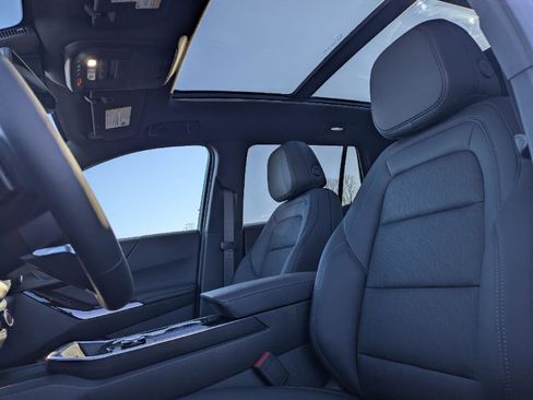 New 2026 Chevrolet Equinox LT w/ Convenience Package II image 34