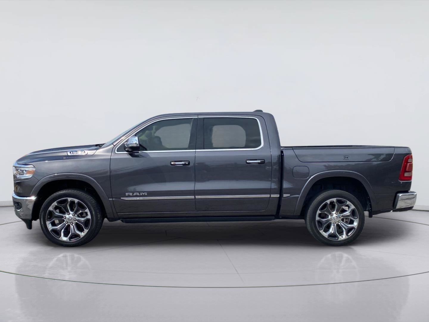 Used 2020 RAM 1500 Limited AWD/4WD image 2