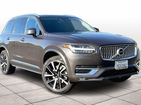 Used 2023 Volvo XC90 B6 Plus w/ Protection Package Premier image 2