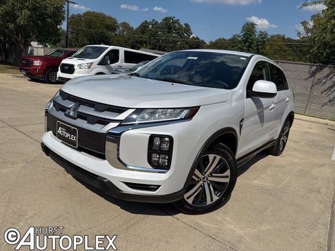 New 2025 Mitsubishi Outlander Sport ES image 1