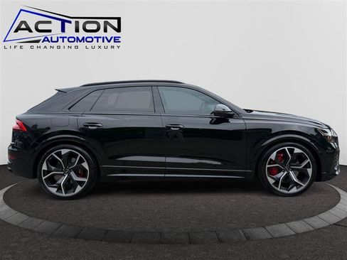 Used 2023 Audi RS Q8 AWD/4WD image 9