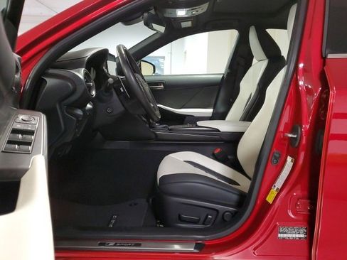 Used 2023 Lexus IS 350 F Sport image 11