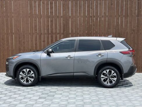 Used 2023 Nissan Rogue SV FWD image 13