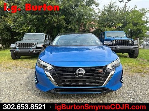 Used 2024 Nissan Sentra SR w/ SR Premium Package FWD image 2