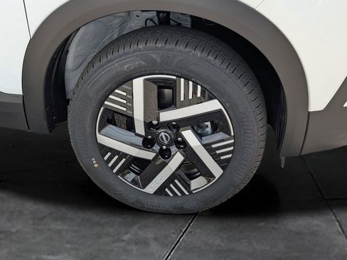 New 2026 Nissan Kicks SV image 11