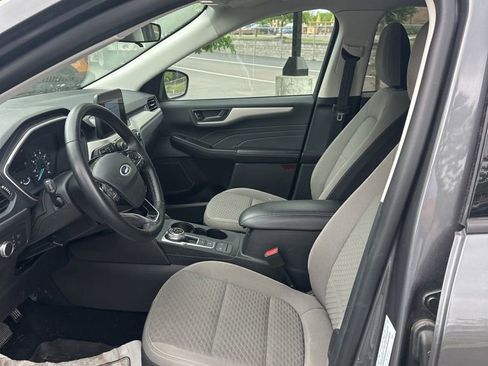 Used 2022 Ford Escape SE w/ Cold Weather Package AWD/4WD image 14
