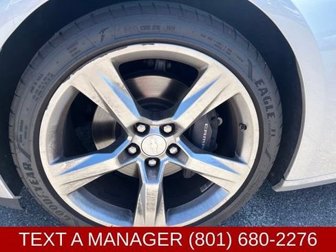 Used 2016 Chevrolet Camaro SS RWD image 9