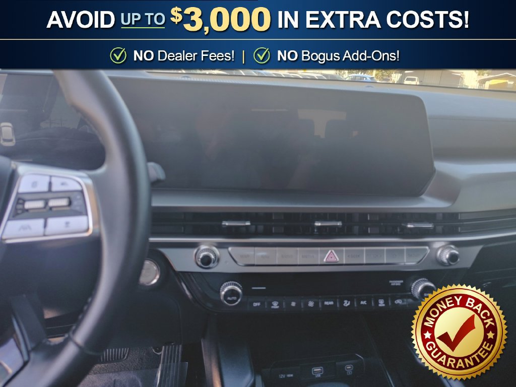 Used 2024 Kia Telluride LX FWD image 26