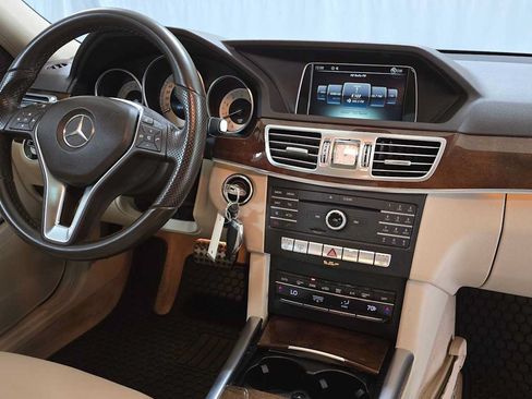 Certified 2016 Mercedes-Benz E 350 Sedan image 11