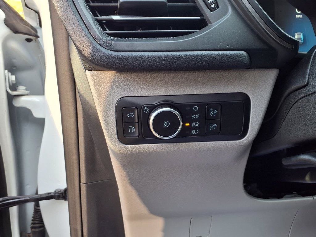 Used 2024 Ford Escape SE FWD image 13