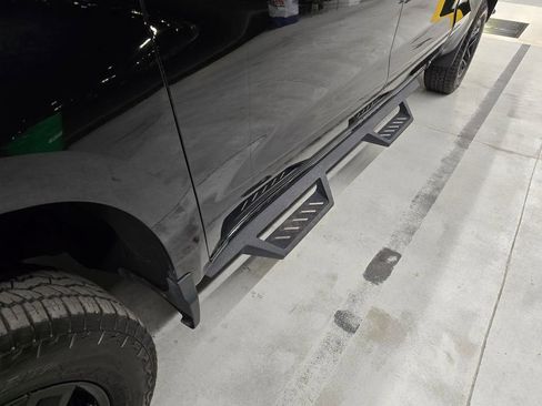 Used 2022 Chevrolet Silverado 1500 LT Trail Boss image 13