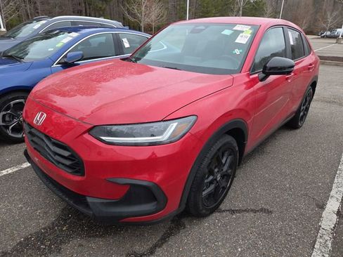 Used 2023 Honda HR-V Sport image 5
