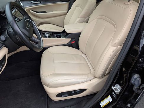 Used 2022 Jeep Grand Cherokee Limited AWD/4WD image 25