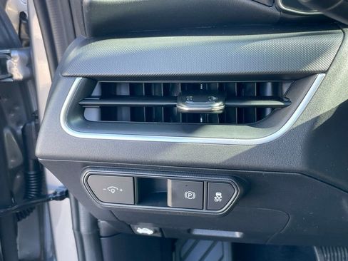 New 2026 Kia K4 FWD image 12